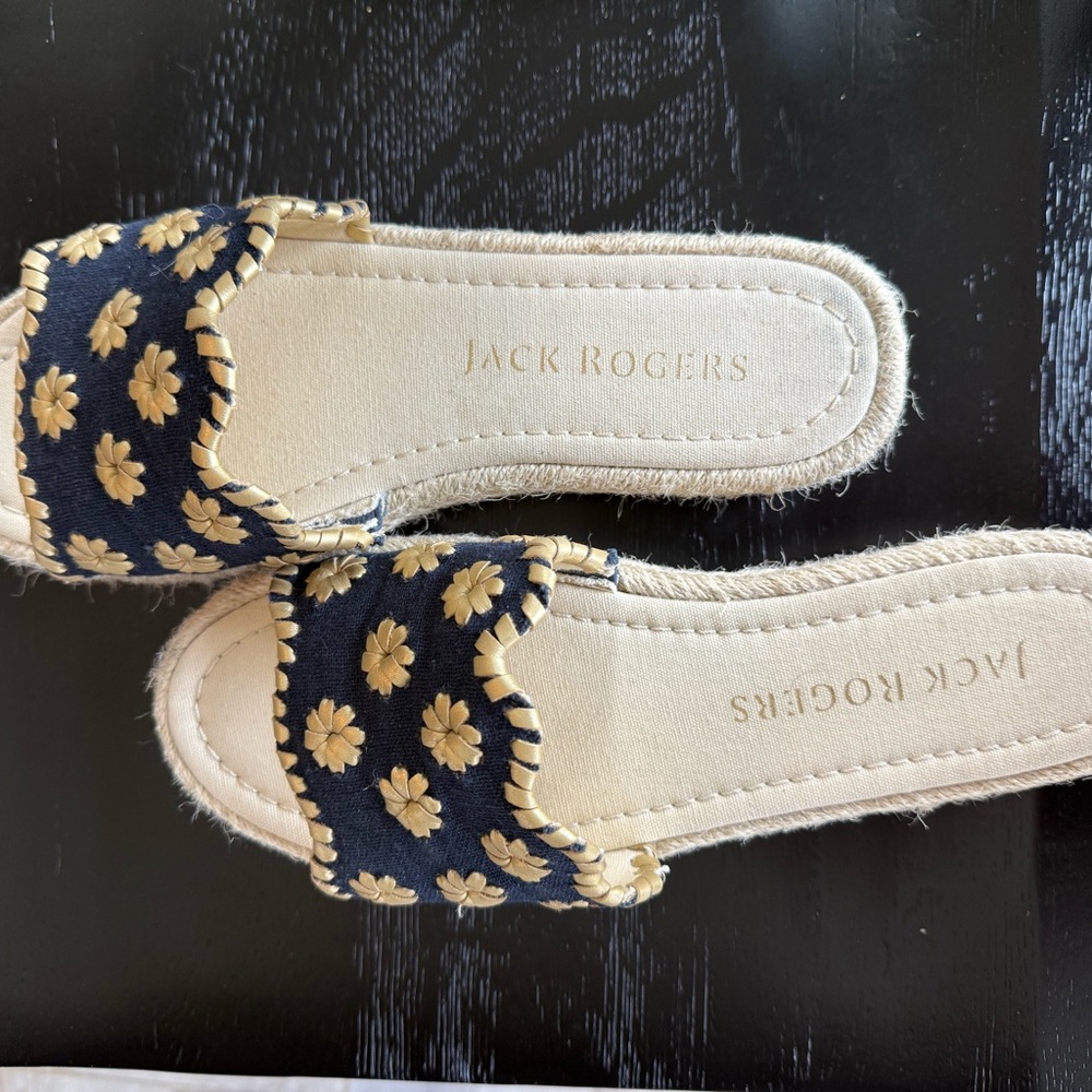 Jack Rogers Women's Navy Floral Sandals